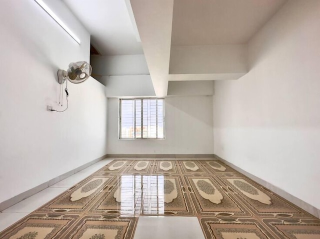 350sqft 5 アパートメント プール ジム & ムービー