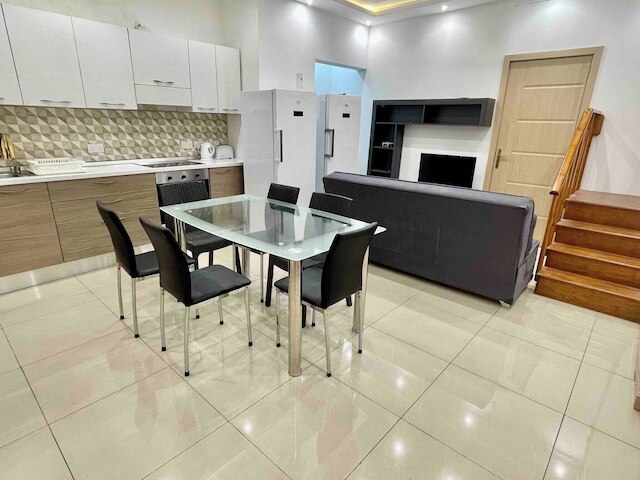 チャーミング ムシダ アパートメント ウィズ 2 ベッドルームズ アンド テラス