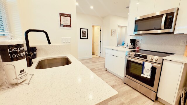 サーフサイド シエスタ オン ザ ストリップ