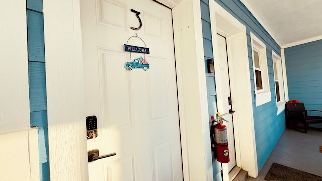 サーフサイド シエスタ オン ザ ストリップ