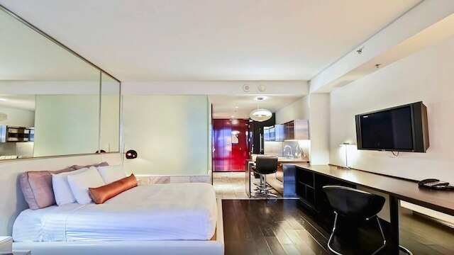 ストリップスイート パームズ プレイス ホテル/リゾート & カジノ