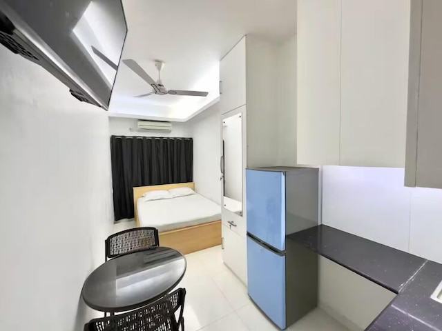 250sqft 4 エコノミー ステイ プール & ジム