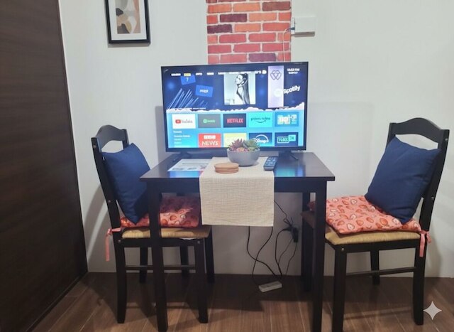 チープ アコモデーション - エア レジデンシズ