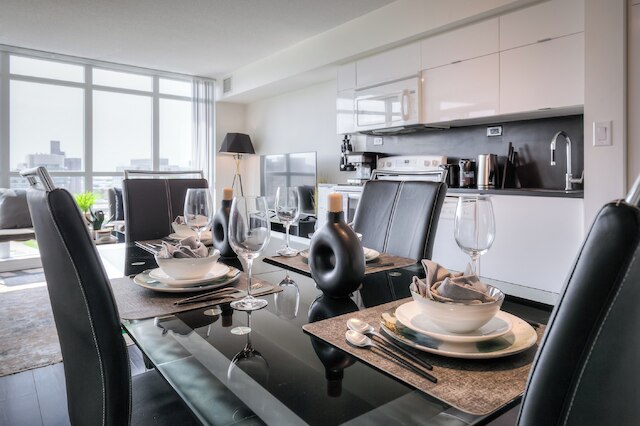 スカイライン ウォーターフロント リトリート