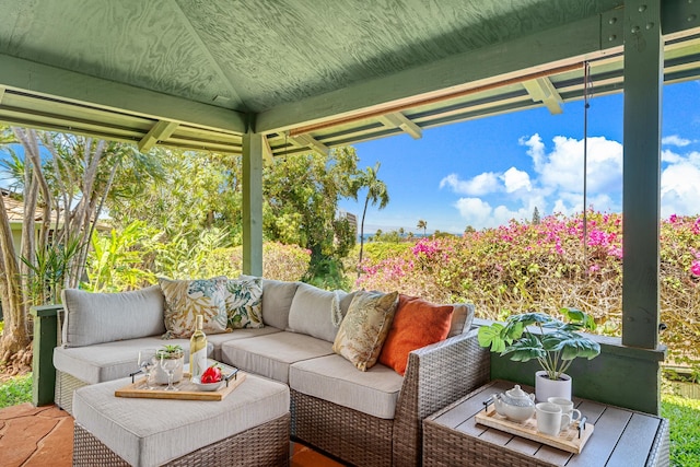 インターナショナル コロニー クラブ 43