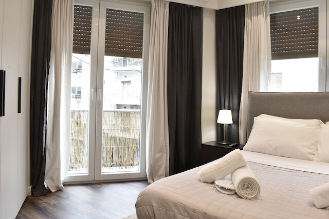 シガシガ ラグジュアリー アクロポリス アパート