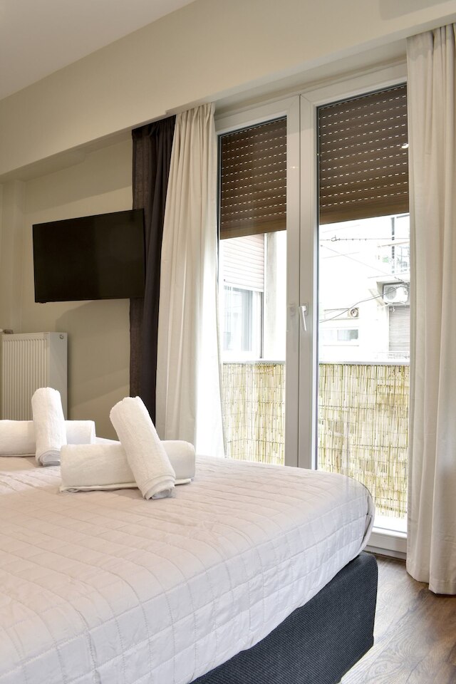 シガシガ ラグジュアリー アクロポリス アパート