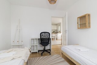 ショートステイポーランド グルノスラスカ B78