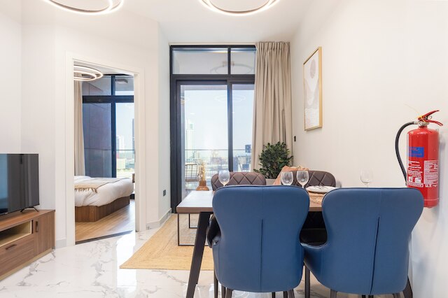 ブルームフィールズ モダン 1ベッドルーム イン アル マリヤ