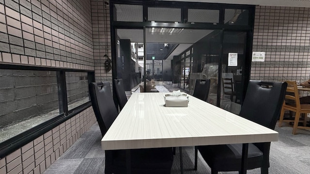 アンバー ホステル