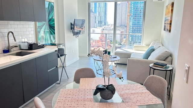 リラックス アバブ マイアミ スカイライン ビューズ ジム プール