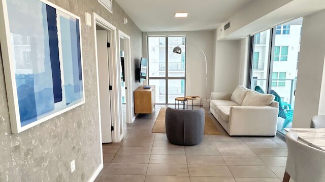 ア ギャラリー イン ザ スカイ レア コーナー ユニット プール ジム