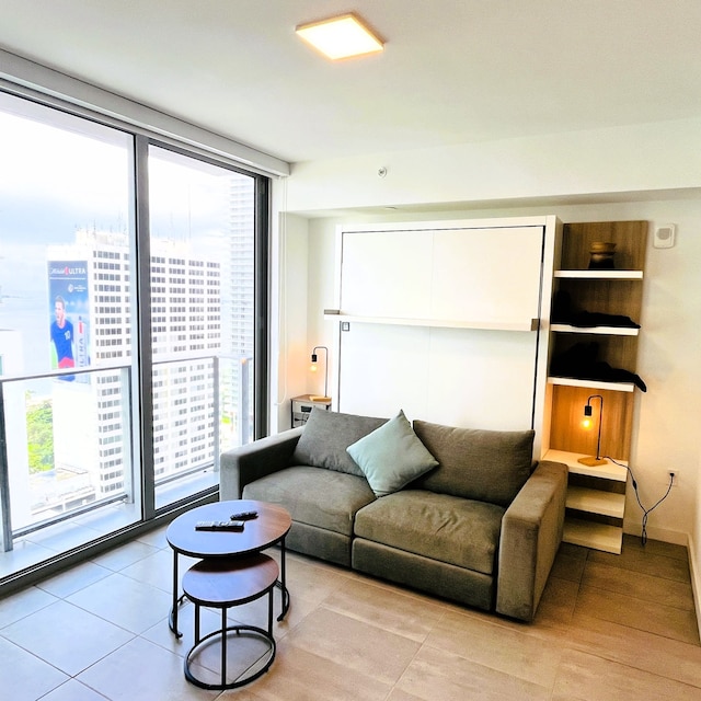 30thフロア スタジオ ジム プール スカイ ラウンジ