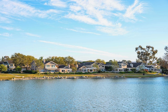 ウォーターフロント リトリート ウィズ スタニング ビューズ & モダン コ