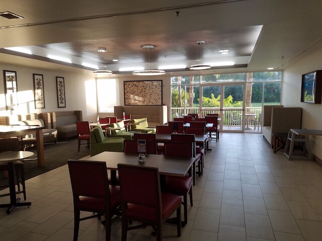 ホリデイ イン エクスプレス デイトナ ビーチ - スピードウェイ  IHG ホテル