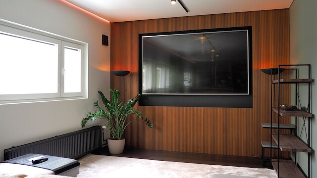 スイート ウィズ サウナ & ジャグジー in カンッピ