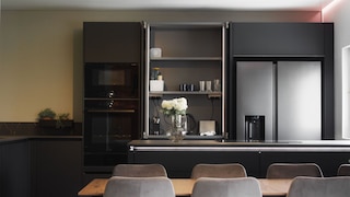 スイート ウィズ サウナ & ジャグジー in カンッピ