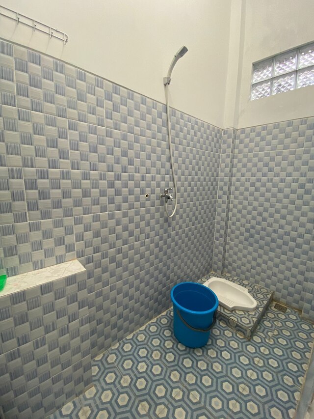 プラウィロタマン ホームステイ シャリア