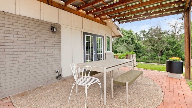 アップステイ コンテンポラリー 4 ベッドルーム ファミリー ホーム ウィズ ガーデン