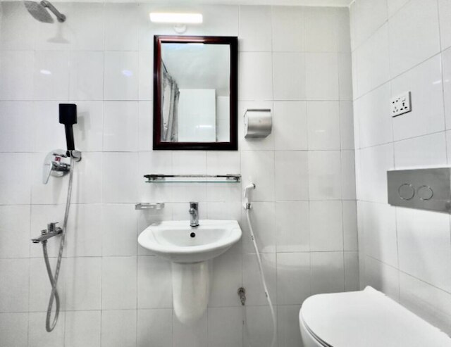 330スクエアフィート 3 モダン ステイ ウィズ サウナ プール