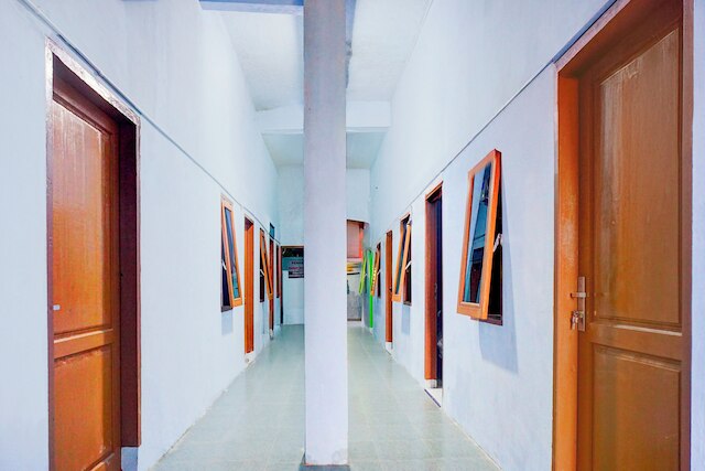 ホテル O クローブ ナリ ホームステイ