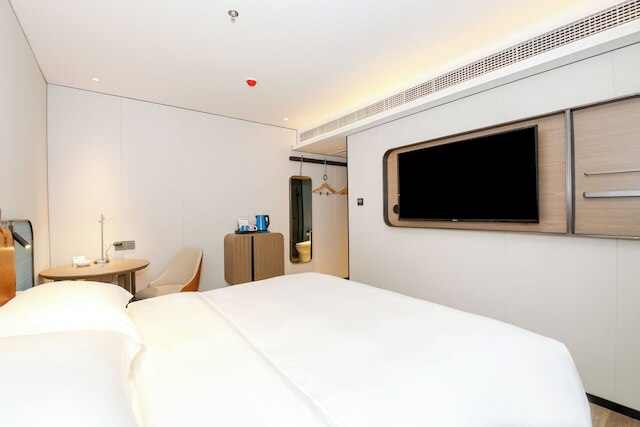 Echarm Hotel - Guangzhou Jinrongcheng Dongpu Subway Station