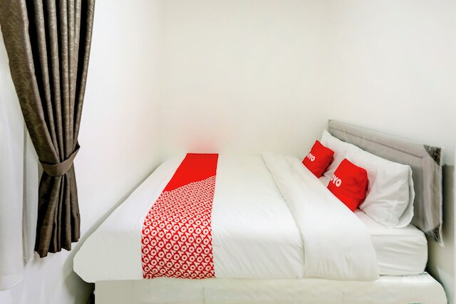 OYO 4009 ジャブシモ シャリア ニア ルマ サキット ミトラ クルアルガ ケマヨラン