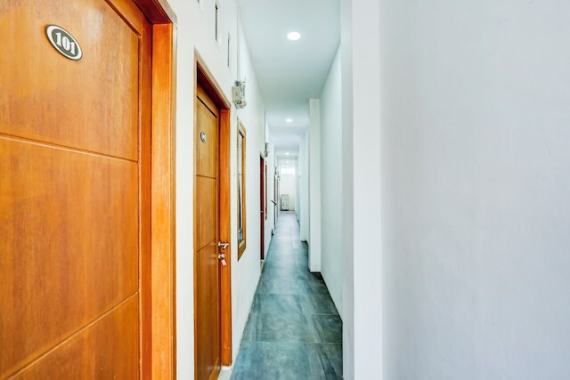 OYO 4009 ジャブシモ シャリア ニア ルマ サキット ミトラ クルアルガ ケマヨラン