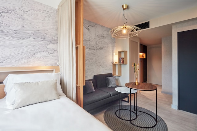 アダジオ シュトゥットガルト ネッカーパーク (エローフング アム 1. ユリ 2025)