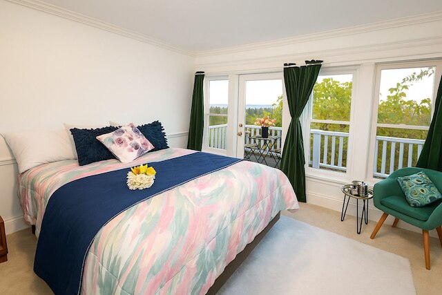 ラージ キャピトルヒル ホーム ファミリー リトリート