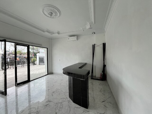 ホテル O SM ラジャ ゲストハウス