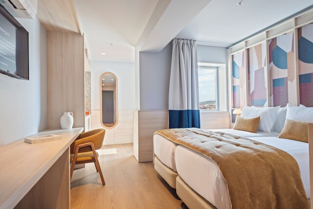 ホテル アクタ モア- ニュー オープニング