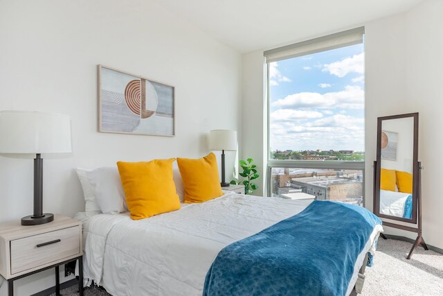 ニュー & モダン ラグジュアリー シティ エスケープ