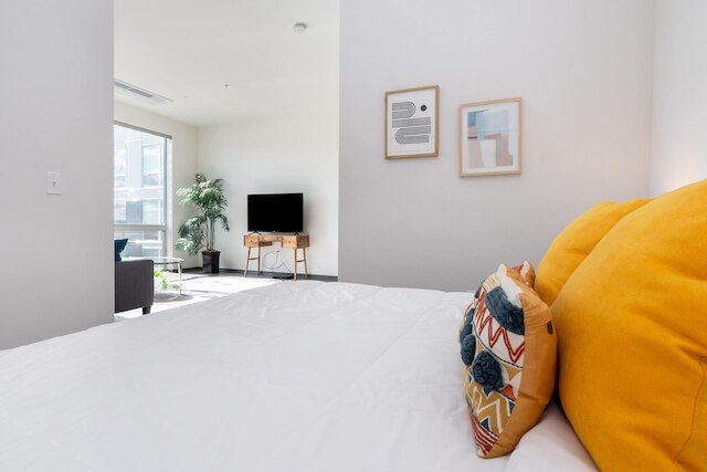 ニュー & モダン ラグジュアリー シティ エスケープ