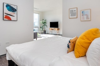 ニュー & モダン ラグジュアリー シティ エスケープ