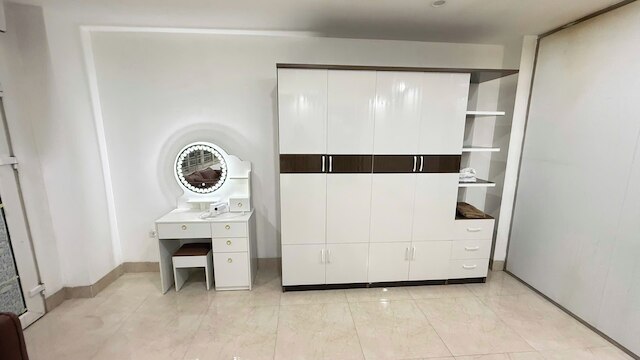 エラ アパートメント シャ ダン