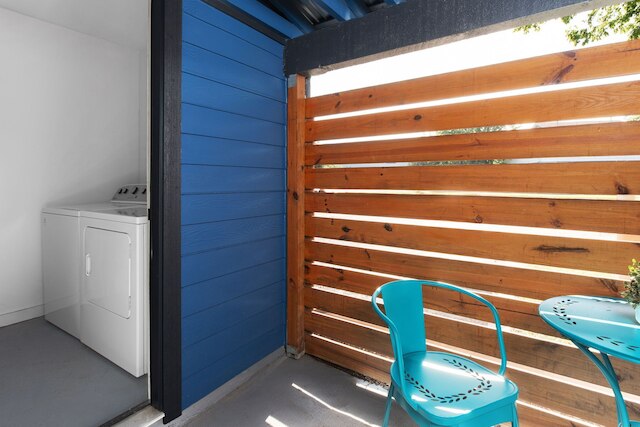 コージー-シック 2ベッドルーム パティオ アイディアル フォー グループス