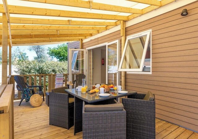 キャンピング レ ポミエ デュ モン サン ミシェル