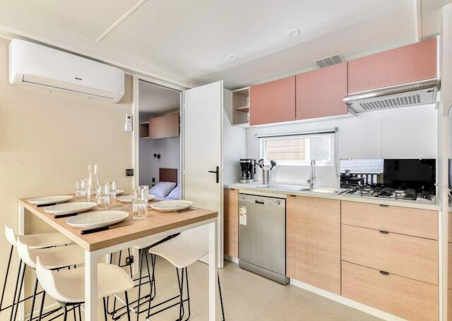 キャンピング レ ポミエ デュ モン サン ミシェル