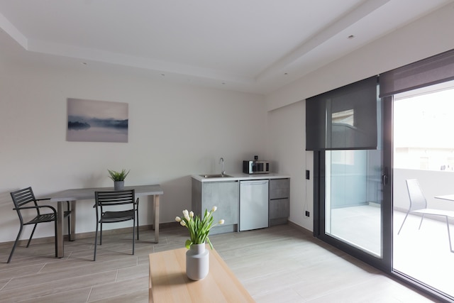 12 リーズンズ ホワイ メタクスルギオ