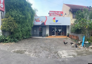 ンダレム プンディ ゲストハウス by セコムス