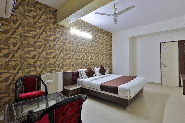 ホテル ニルカント モテラ