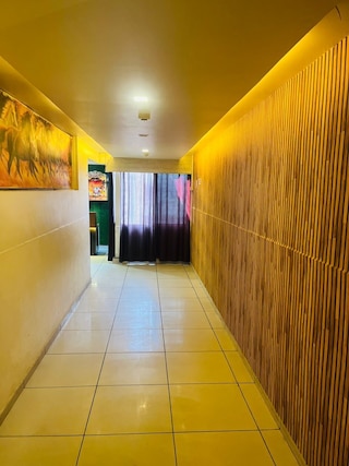 ホテル ニルカント モテラ