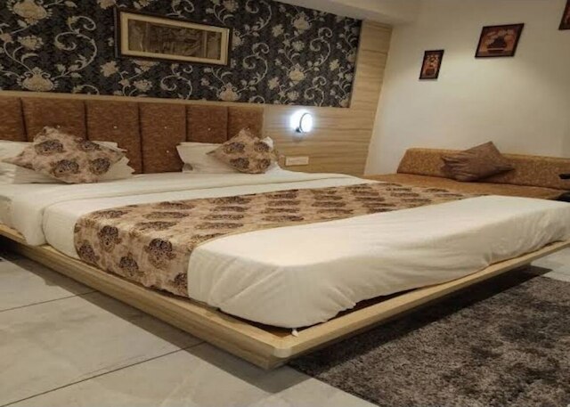 ホテル ニルカント モテラ