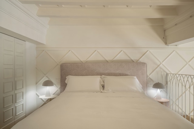 デサービ ラグジュアリー アパートメンツ