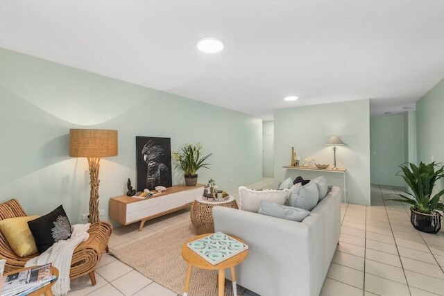 アンバサダー ビーチフロント アパートメンツ