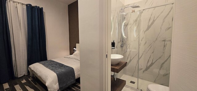 ナポリ セントラル ステイ