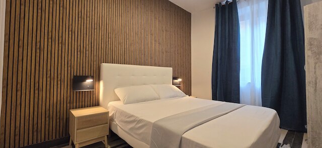 ナポリ セントラル ステイ