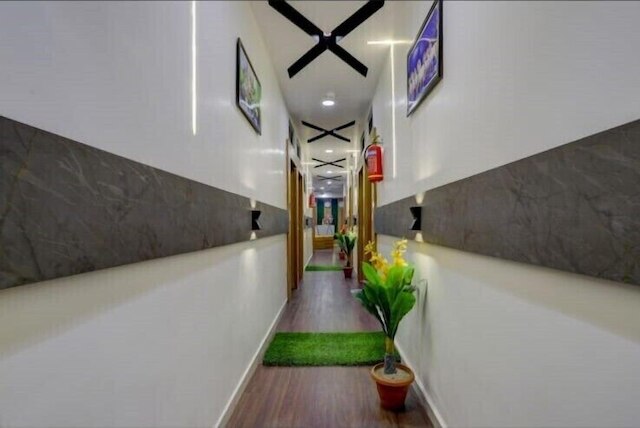 ホテル サロヴァー イン C G ロード