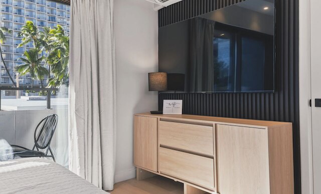 ザ ウォークアップ ワイキキ ビーチ